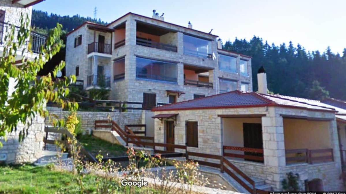 Villa La Casa di Pietra Karpenísion Esterno foto